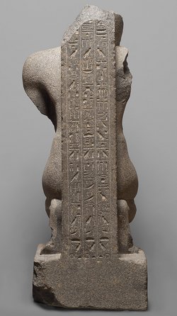Fragmentierte Statue des Cha-em-waset